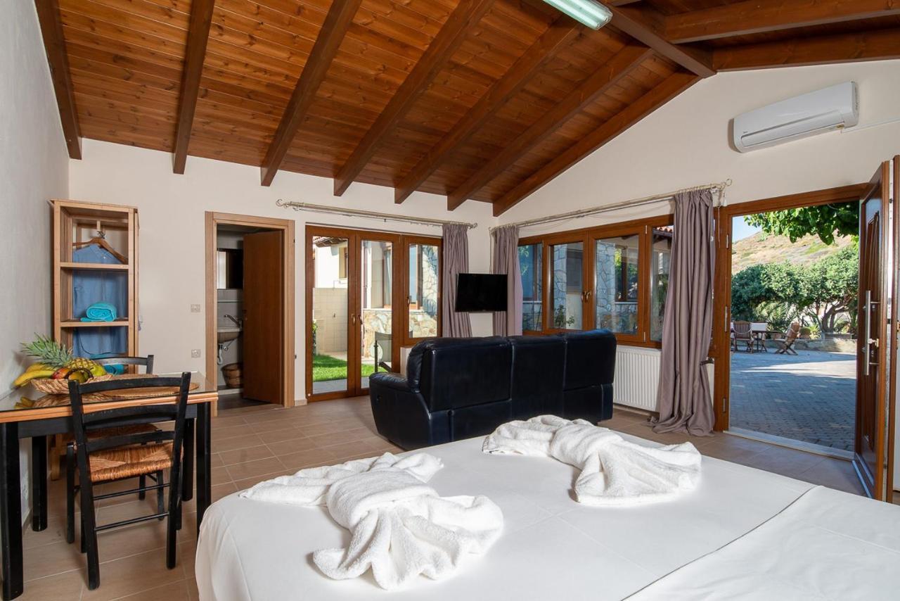 Vitamin Sea Luxury Villas Agia Pelagia  Exterior photo